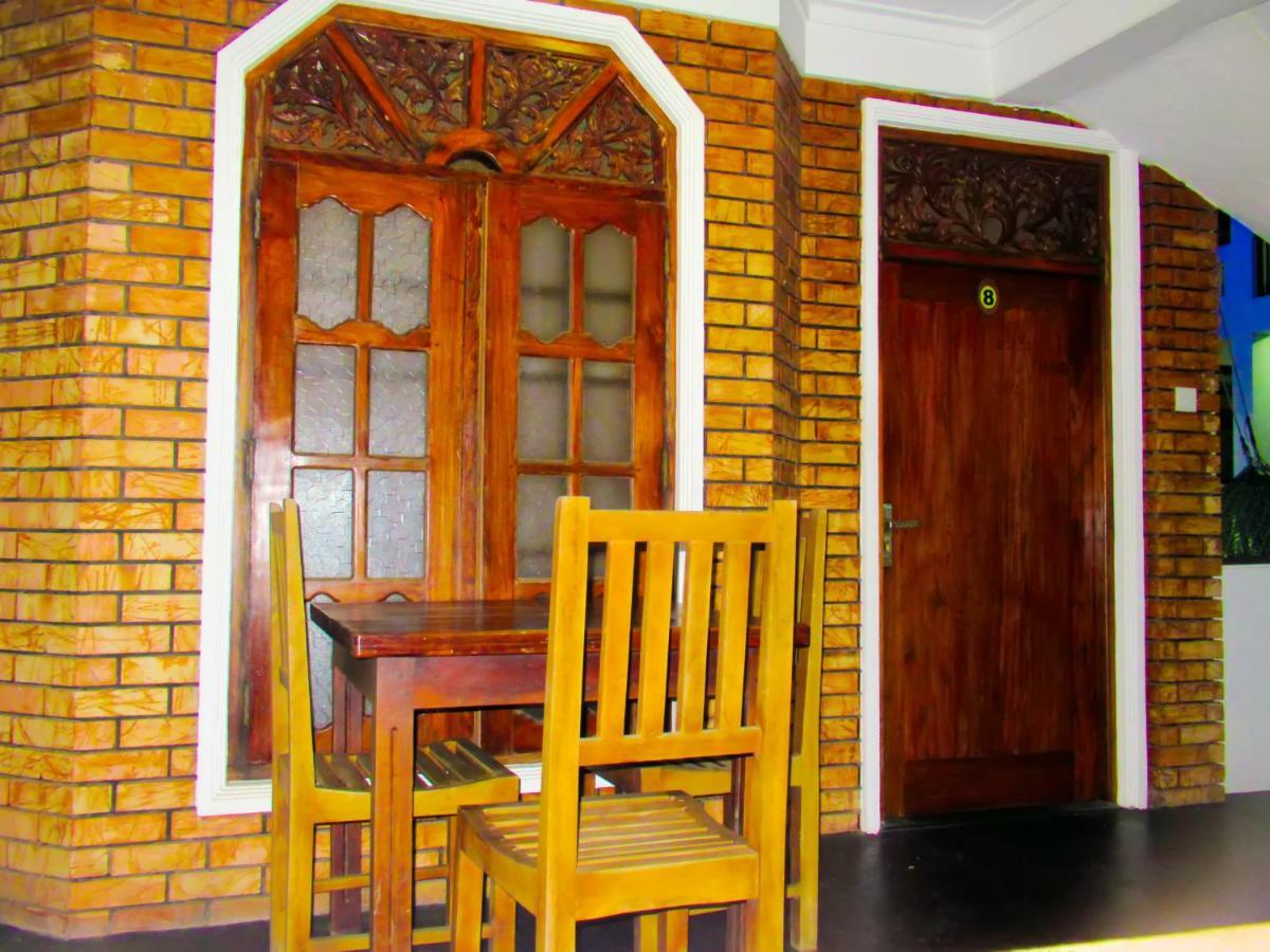 Shanika Beach Inn Tangalle Exterior foto
